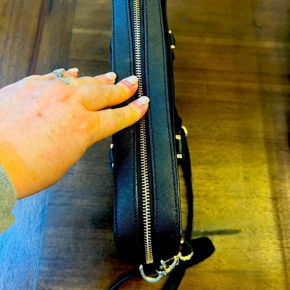 ✨Kate Spade ♠️ laptop bag- black vinyl - Picture 6 of 7